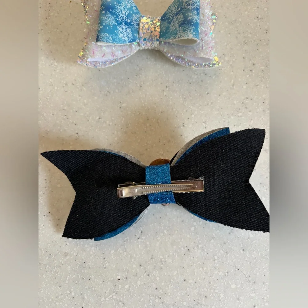 Disney Frozen Anna Inspired Blue Snowflake & Glitter Bow Hair Clip Set. Sparkly!